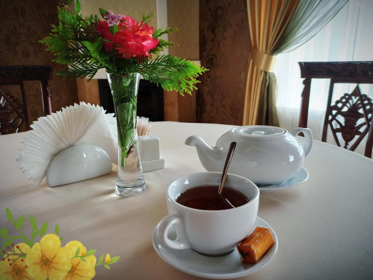 Hotel Status Vinnytsia Exterior photo
